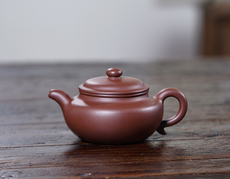 250cc紫泥仿古壺